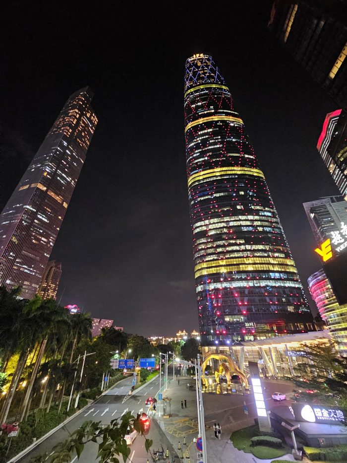 Night life of concrete jungle